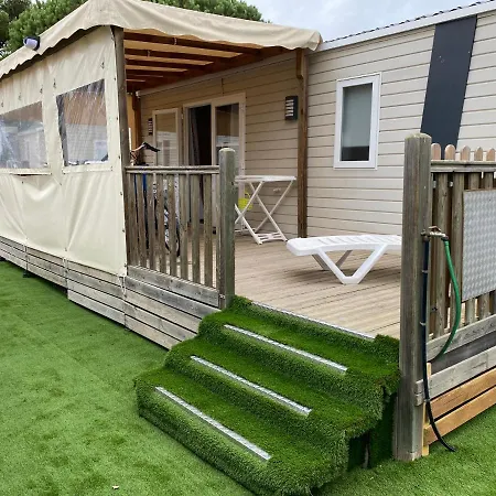 Mobil Luxe 3 Climatisé En Roussillon Camping